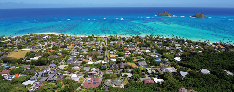 Oceanfront neighborhood of Lanikai Beach in Kailua, as seen from the Lanikai Pillbox hike, on the eastern side of Oahu in Hawaii, United States