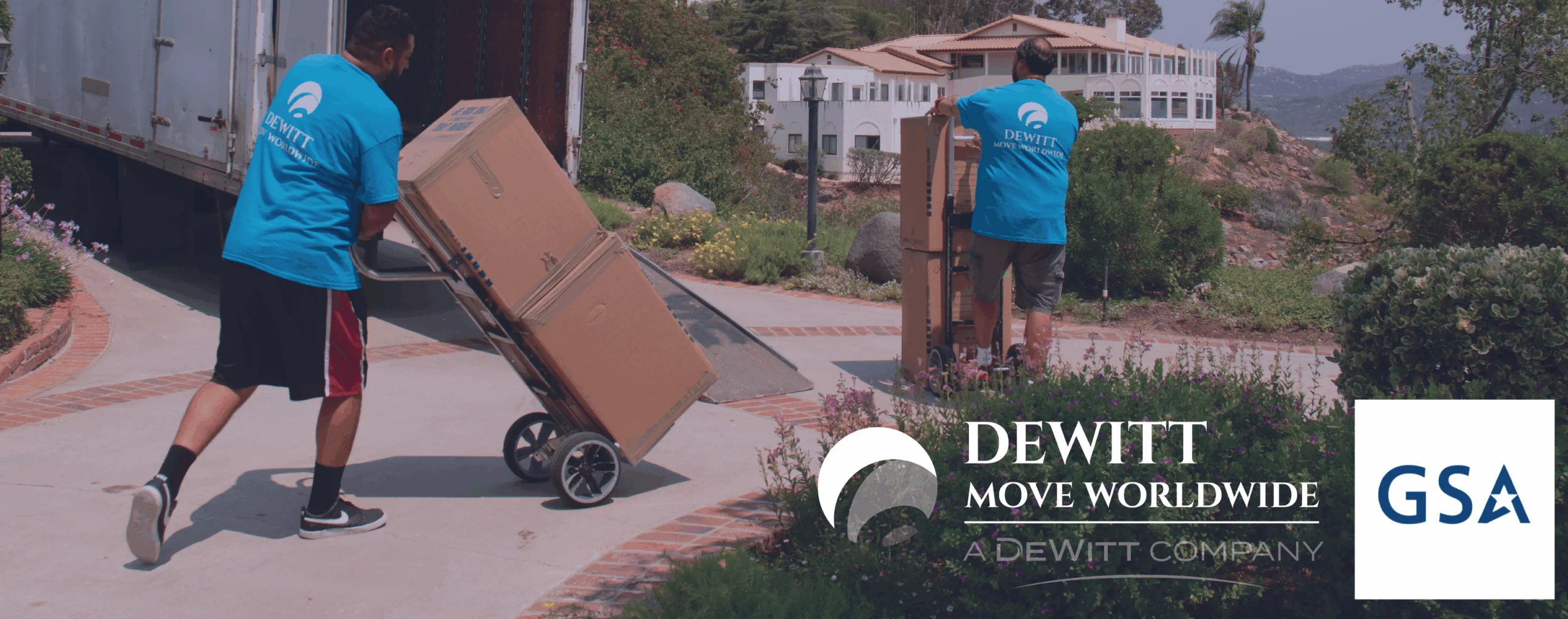 DeWitt Move Worldwide workers moving